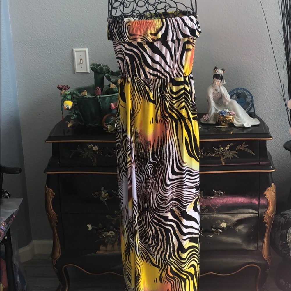 Dress shoullderless